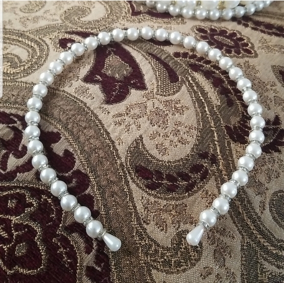 Pearl Rhinestone Headband - Picture 4 of 4